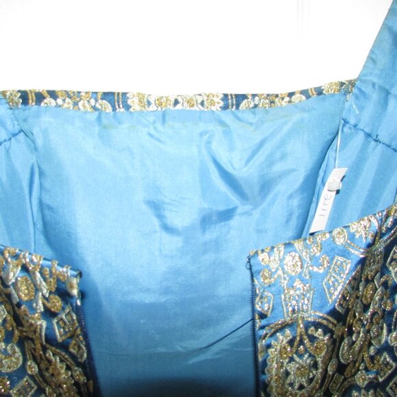 Vintage Gold Brocade Gown - XS, Small - Picture 10 of 14
